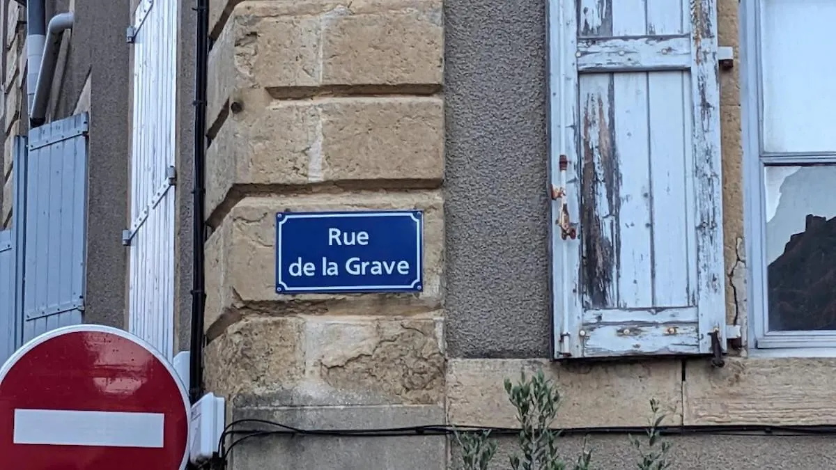 公寓 Au Ptit Bonheur Du Lot, Centre-Ville, Calme, Vue, Jardin 埃斯帕利永